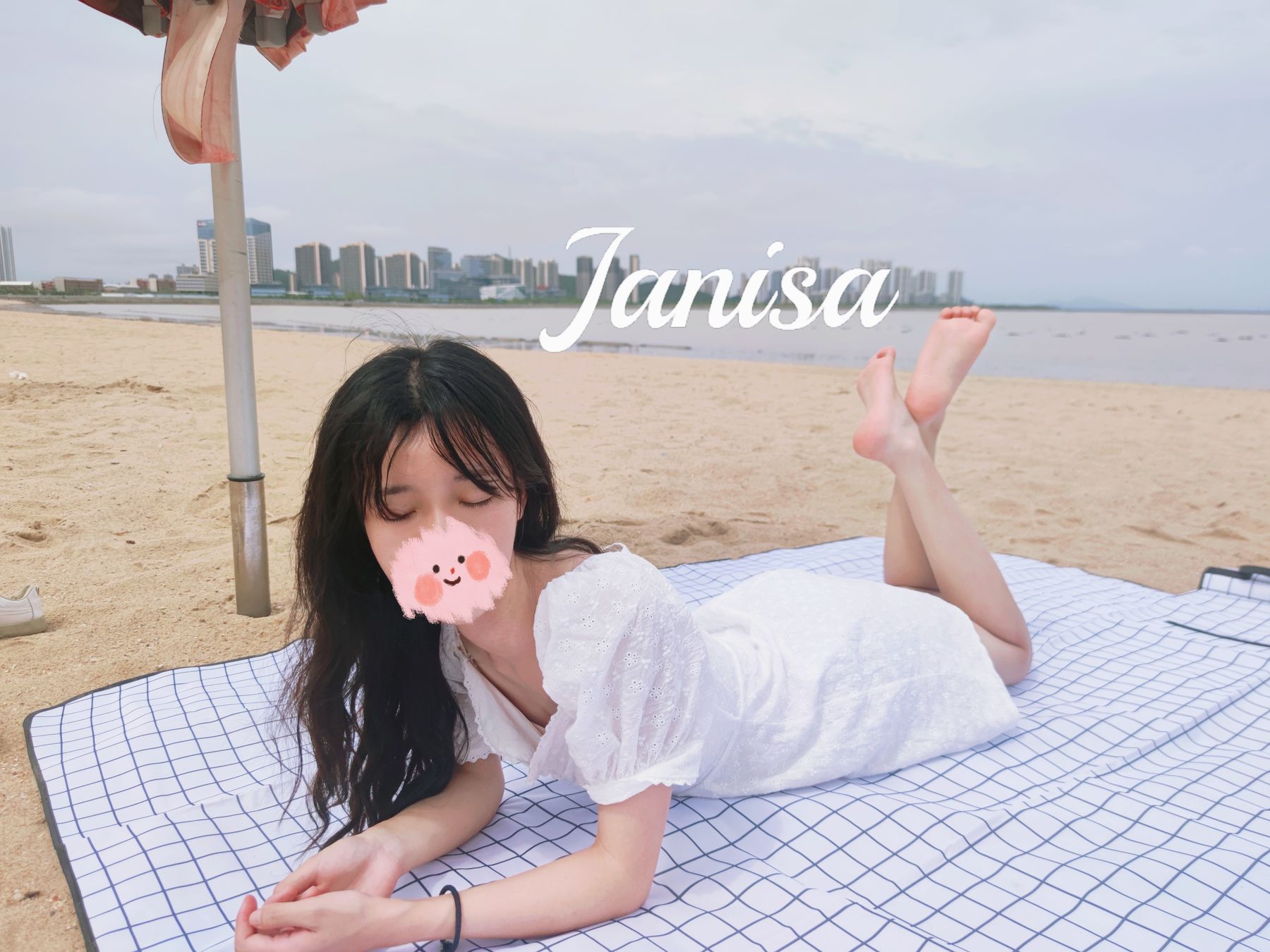 Janisa Ůͼ һ滨ѹ պŮд 1ҳ